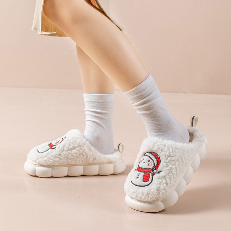 Cute snowman slippers: cozy comfort meets whimsical style